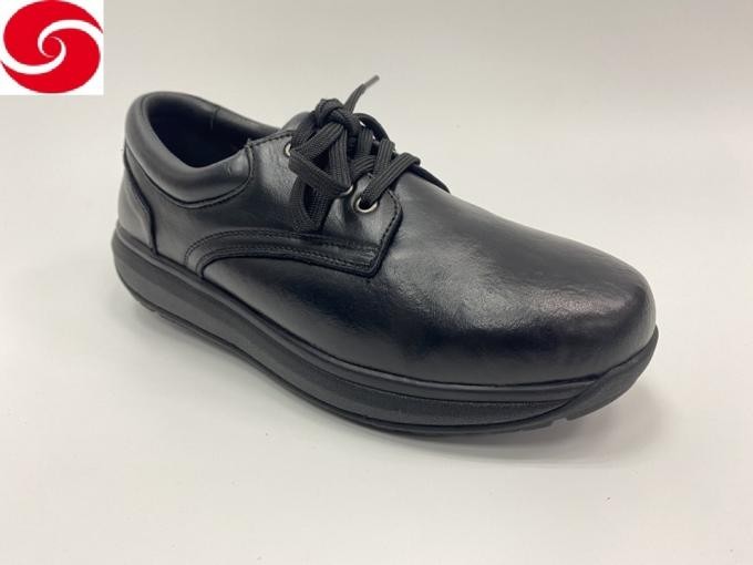 Resistance to Abrasion Less Than 50 / 3 Layer Rubber PU EVA Grain Leather Black Shoes