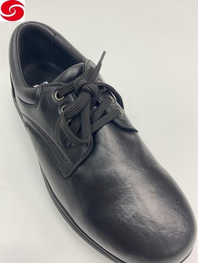 Resistance to Abrasion Less Than 50 / 3 Layer Rubber PU EVA Grain Leather Black Shoes